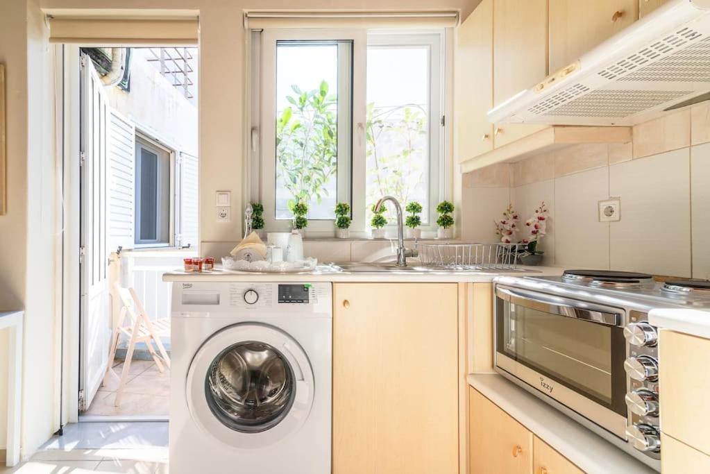 Cozy Apartment In The Heart Of City Center 이라클리온 외부 사진