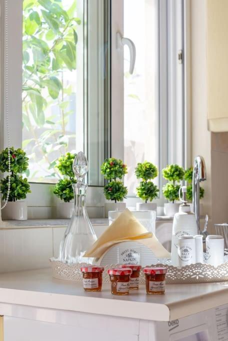 Cozy Apartment In The Heart Of City Center 이라클리온 외부 사진