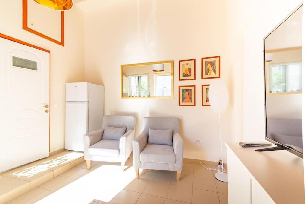 Cozy Apartment In The Heart Of City Center 이라클리온 외부 사진